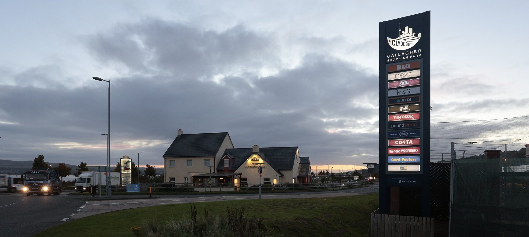 Gallagher Retail Park Illuminated Totem Sign