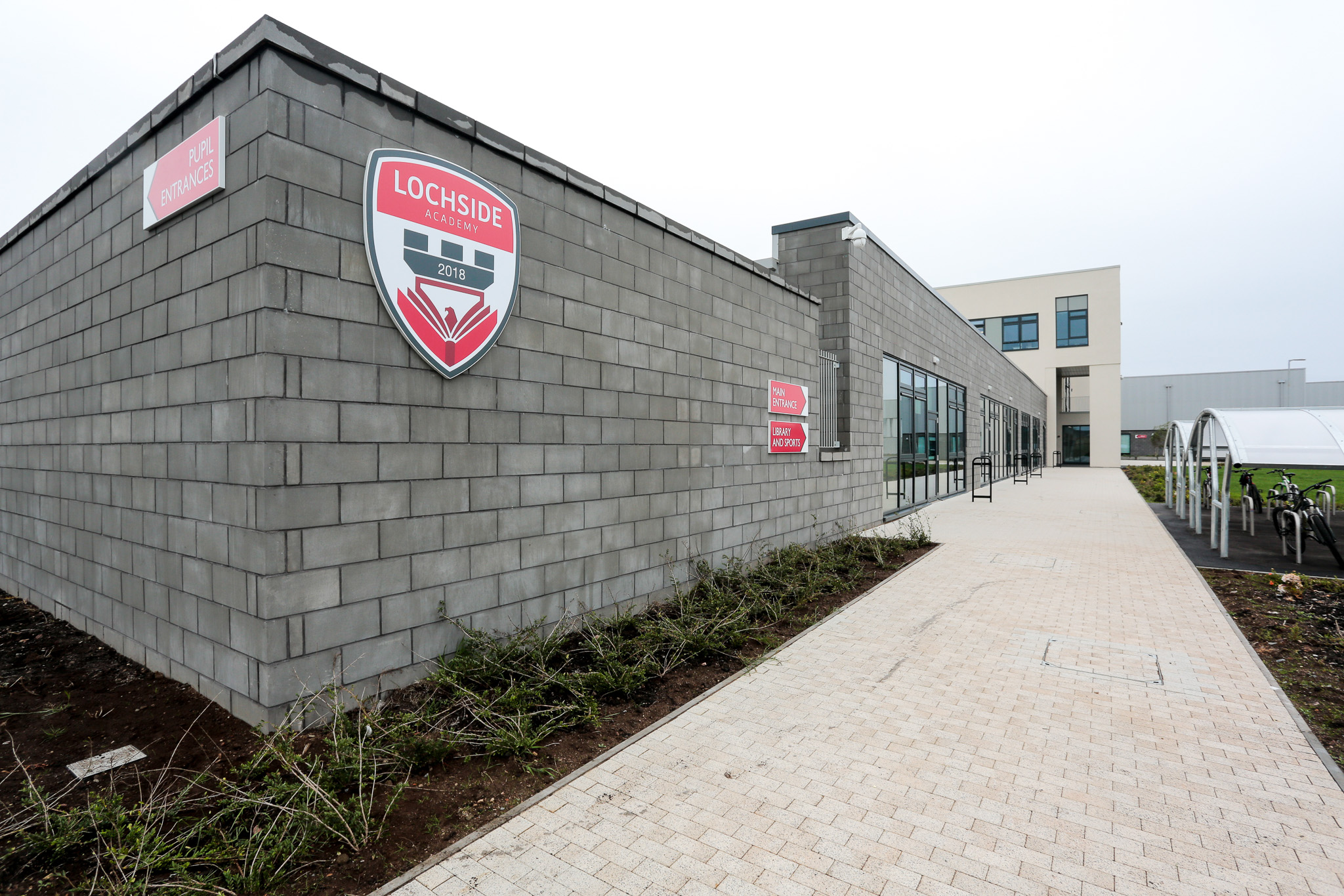 Lochside Academy, school crest and wayfindinging signs, powdercoated trays with applied vinyl graphics